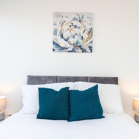 Modern Apartments In Kings Lynn With Free Wi-Fi Κινγκς Λιν Εξωτερικό φωτογραφία