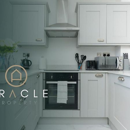 Modern Apartments In Kings Lynn With Free Wi-Fi Κινγκς Λιν Εξωτερικό φωτογραφία