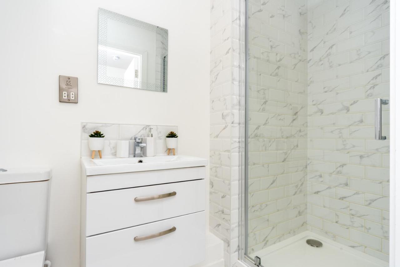 Modern Apartments In Kings Lynn With Free Wi-Fi Κινγκς Λιν Εξωτερικό φωτογραφία