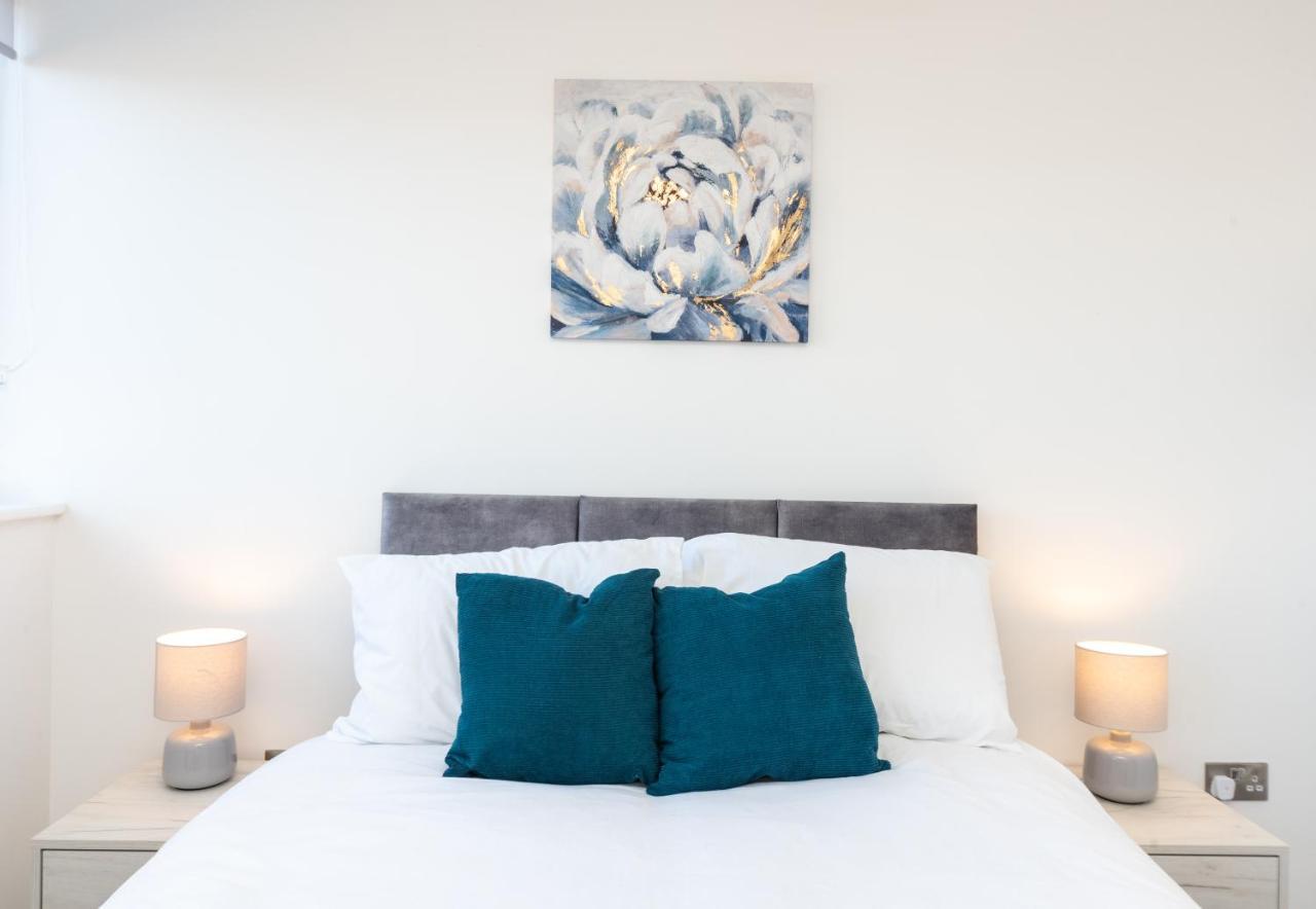 Modern Apartments In Kings Lynn With Free Wi-Fi Κινγκς Λιν Εξωτερικό φωτογραφία